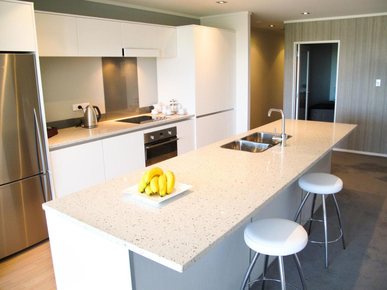 Quayside Luxury Apartments Уакатане Экстерьер фото